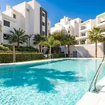 Awesome In With Swimming Pool Apartmán Estepona