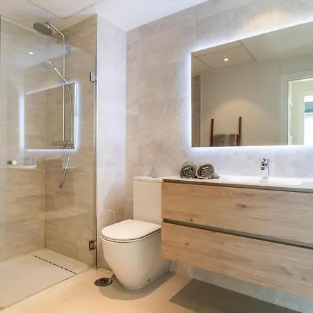 3 Bedroom Amazing In * Естепона