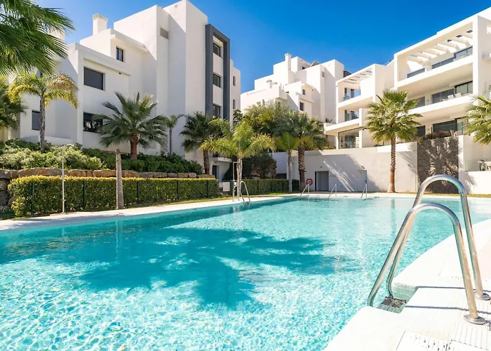 3 Bedroom Amazing In Apartment Estepona