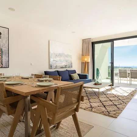 3 Bedroom Amazing In *