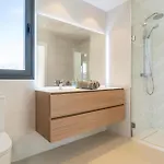 Apartment 3 Bedroom Amazing In Estepona